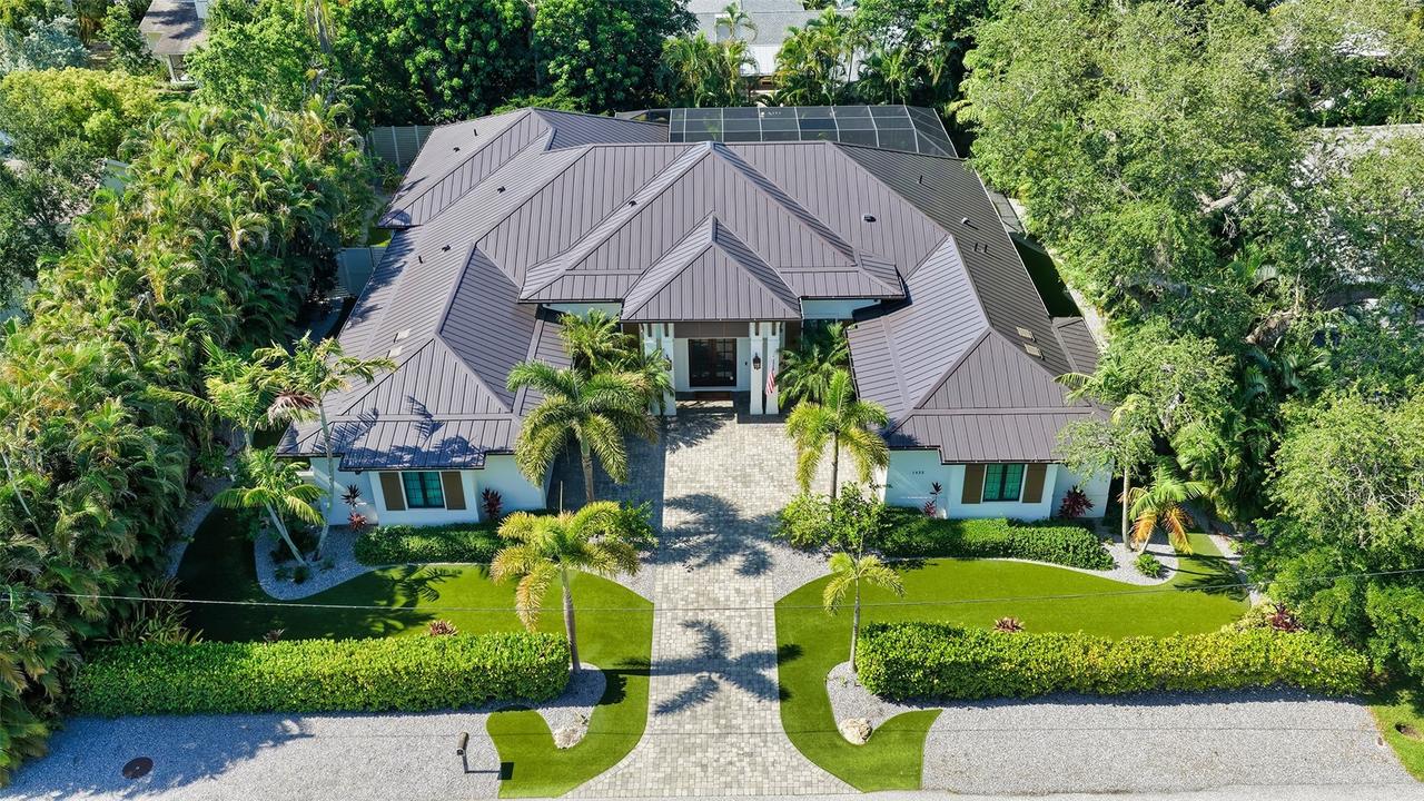 1622 Kenilworth St., Sarasota, FL 34231