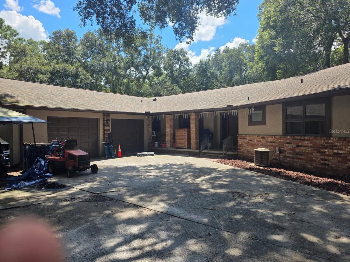 10576 S Us Highway 301, Webster, FL 33597