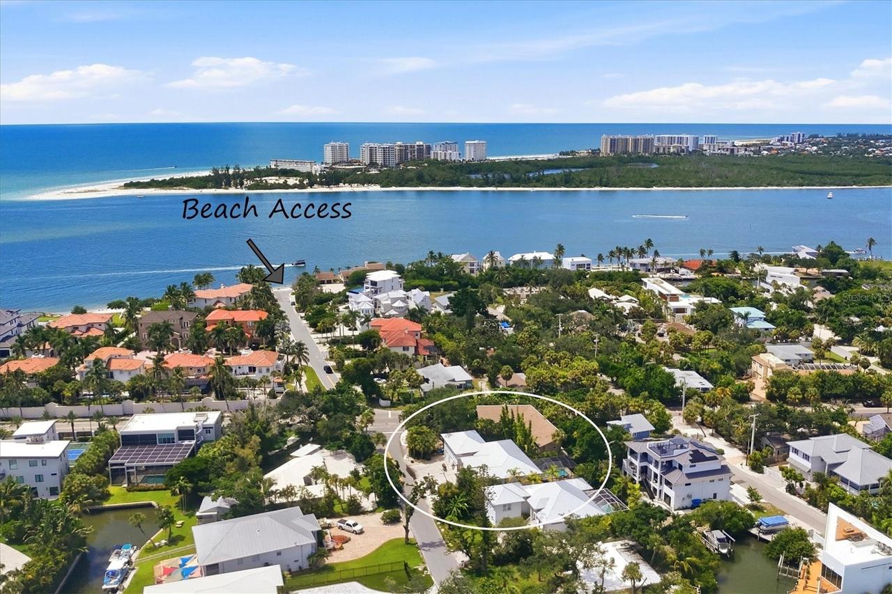3913 Roberts Point Rd., Sarasota, FL 34242
