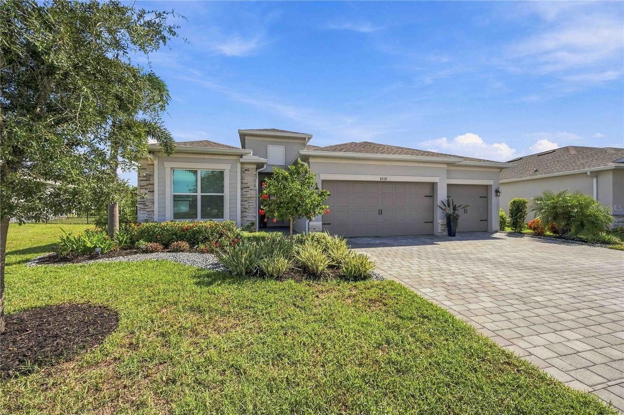 8518 Saint Kitts Cir., Englewood, FL 34224