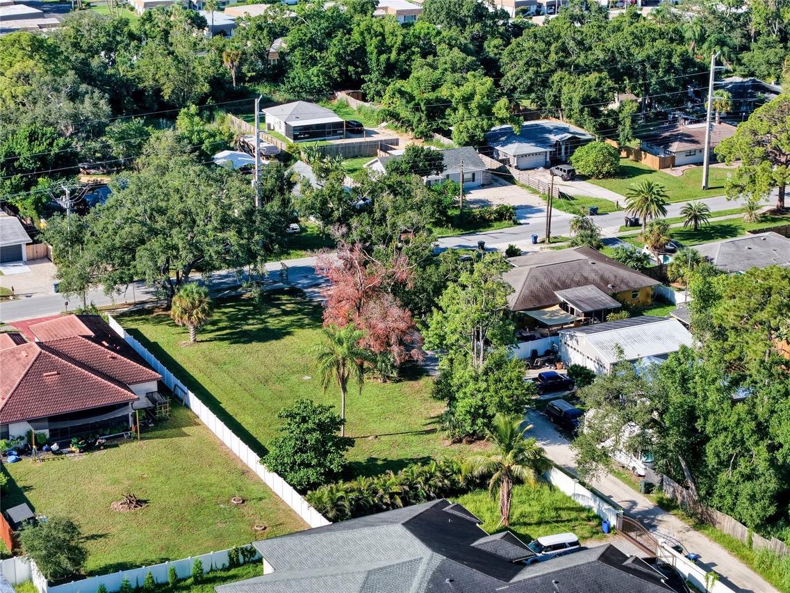 2721 Ashton Rd., Sarasota, FL 34231