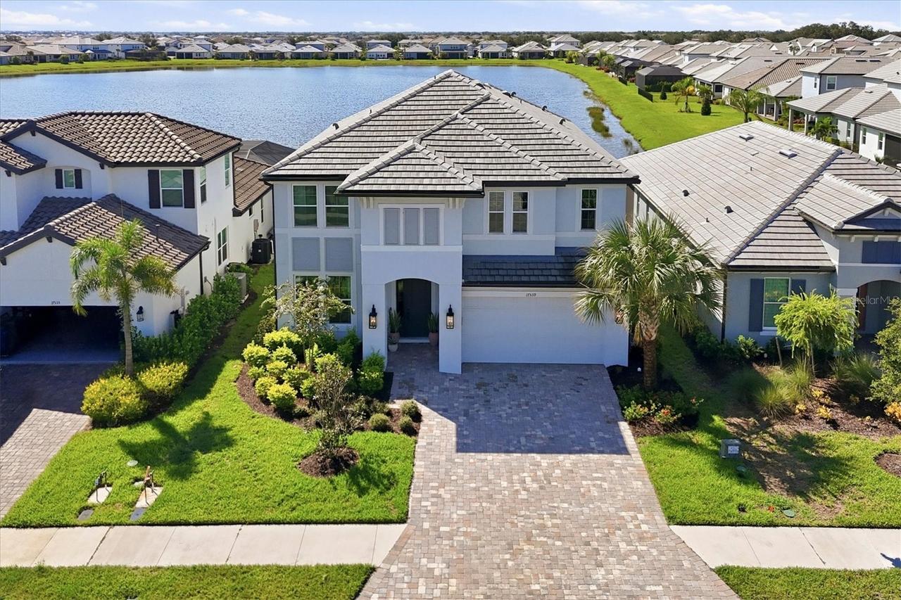 17539 Savory Mist Cir., Lakewood Ranch, FL 34211