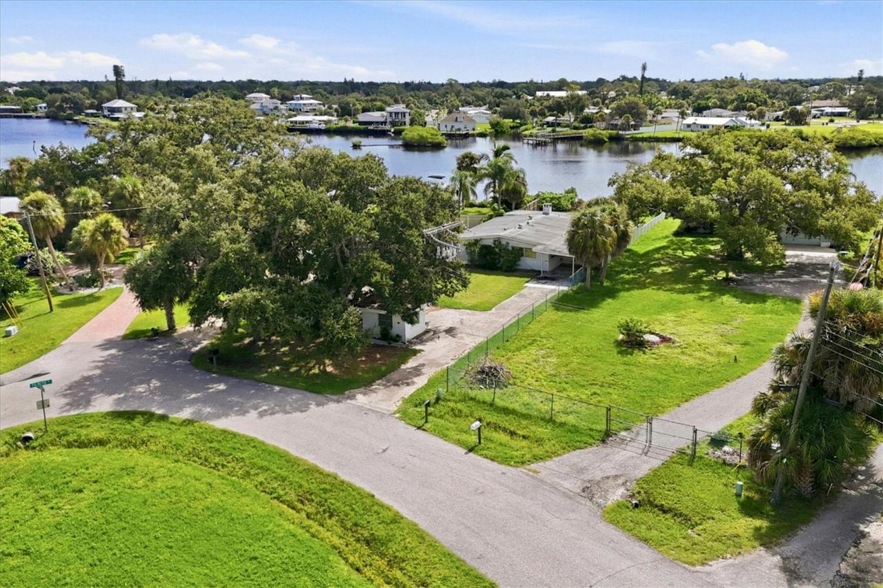 114 Magnolia Ave., Nokomis, FL 34275