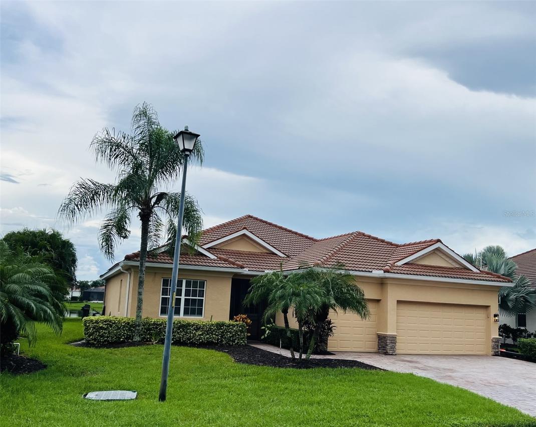 415 Grand Preserve Cove, Bradenton, FL 34212