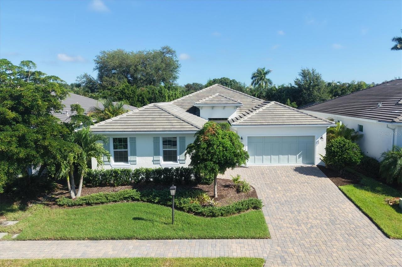 7717 Sandhill Lake Dr., Sarasota, FL 34241