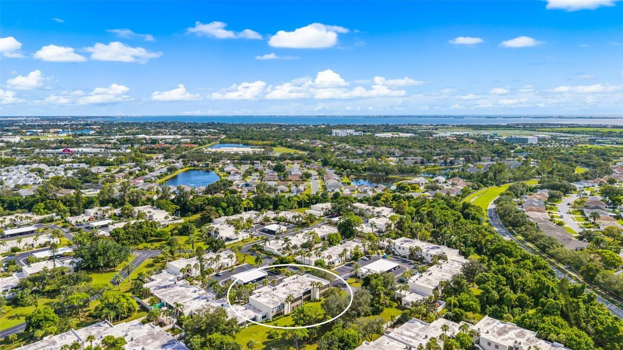 519 Lakeside Dr., Bradenton, FL 34210