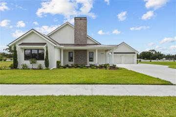 New Homes with In-ground Swimming Pools in Lake Sarasota: September 6th to September 12th