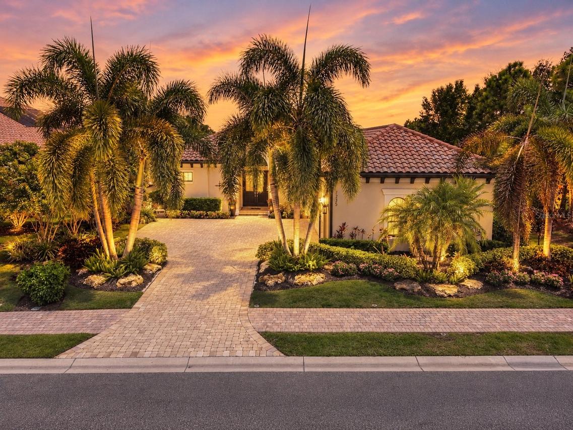 7235 Prestbury Cir., Lakewood Ranch, FL 34202