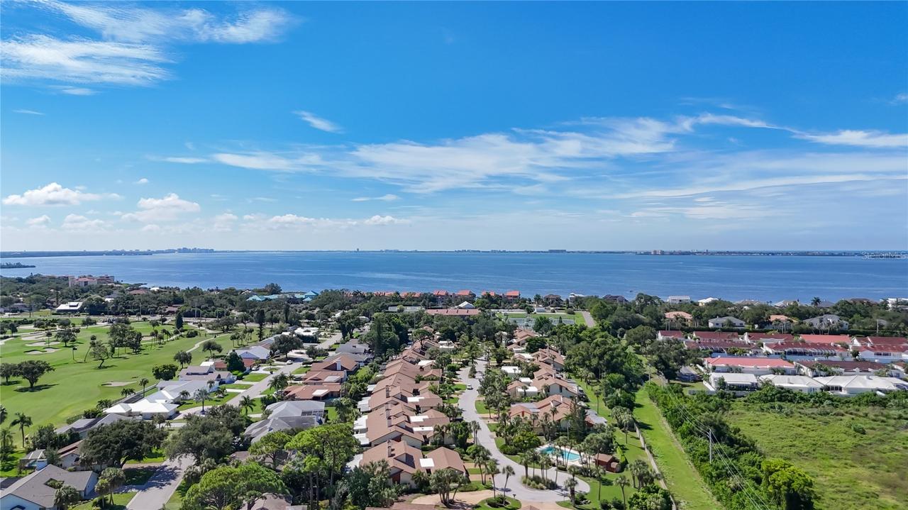 6010 Courtside Dr., Bradenton, FL 34210
