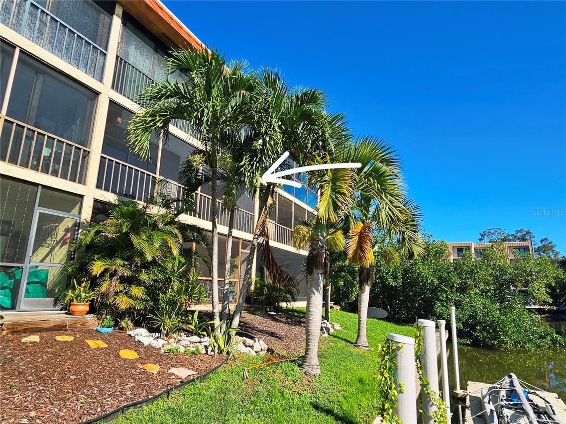 1650 Pine Tree Ln. #204, Sarasota, FL 34236