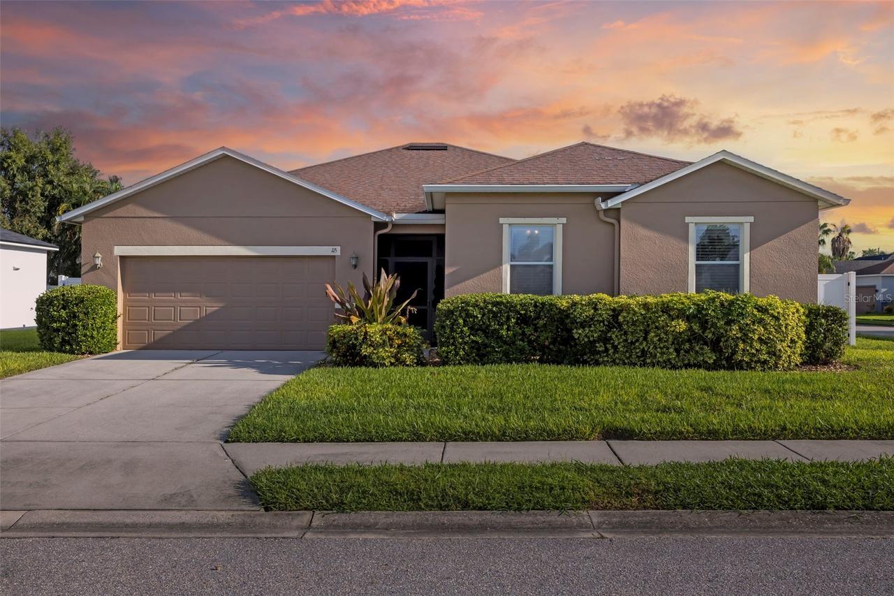 115 64th Ave., Bradenton, FL 34203