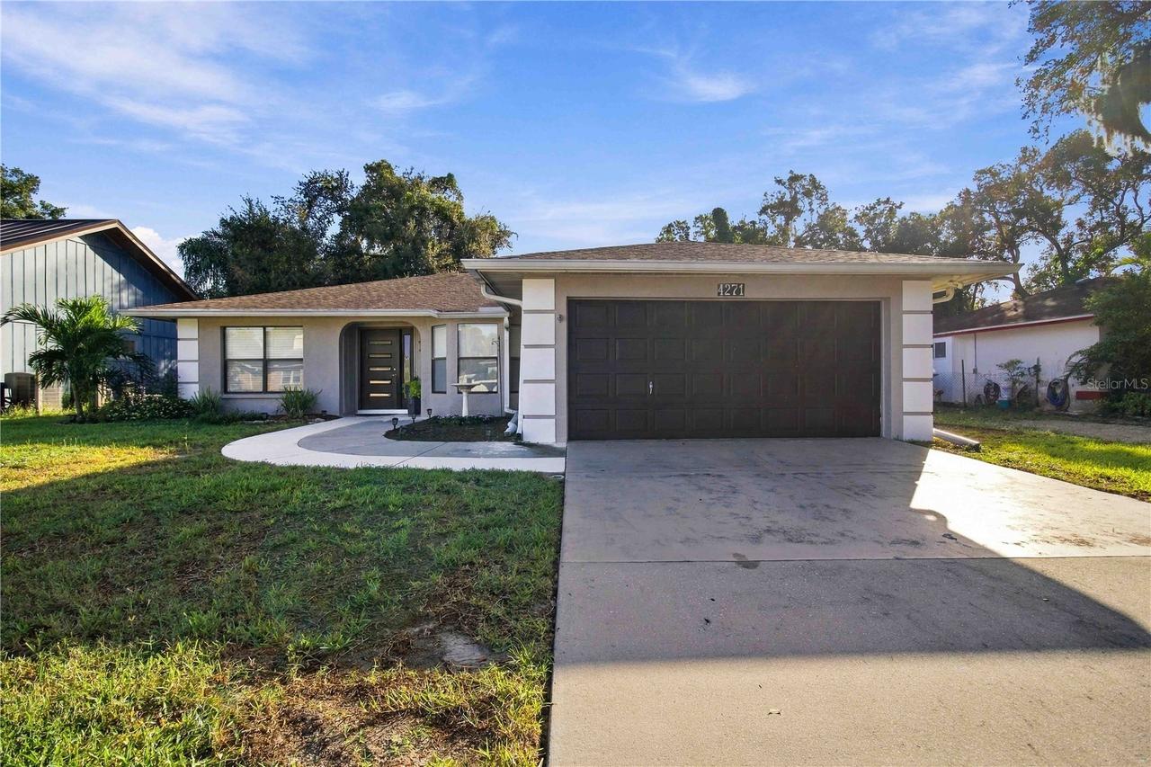 4271 Berkshire Dr., Sarasota, FL 34241