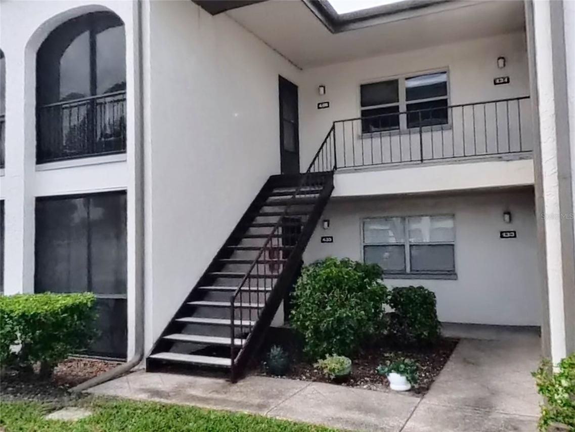 7701 Starkey Rd. #436, Seminole, FL 33777