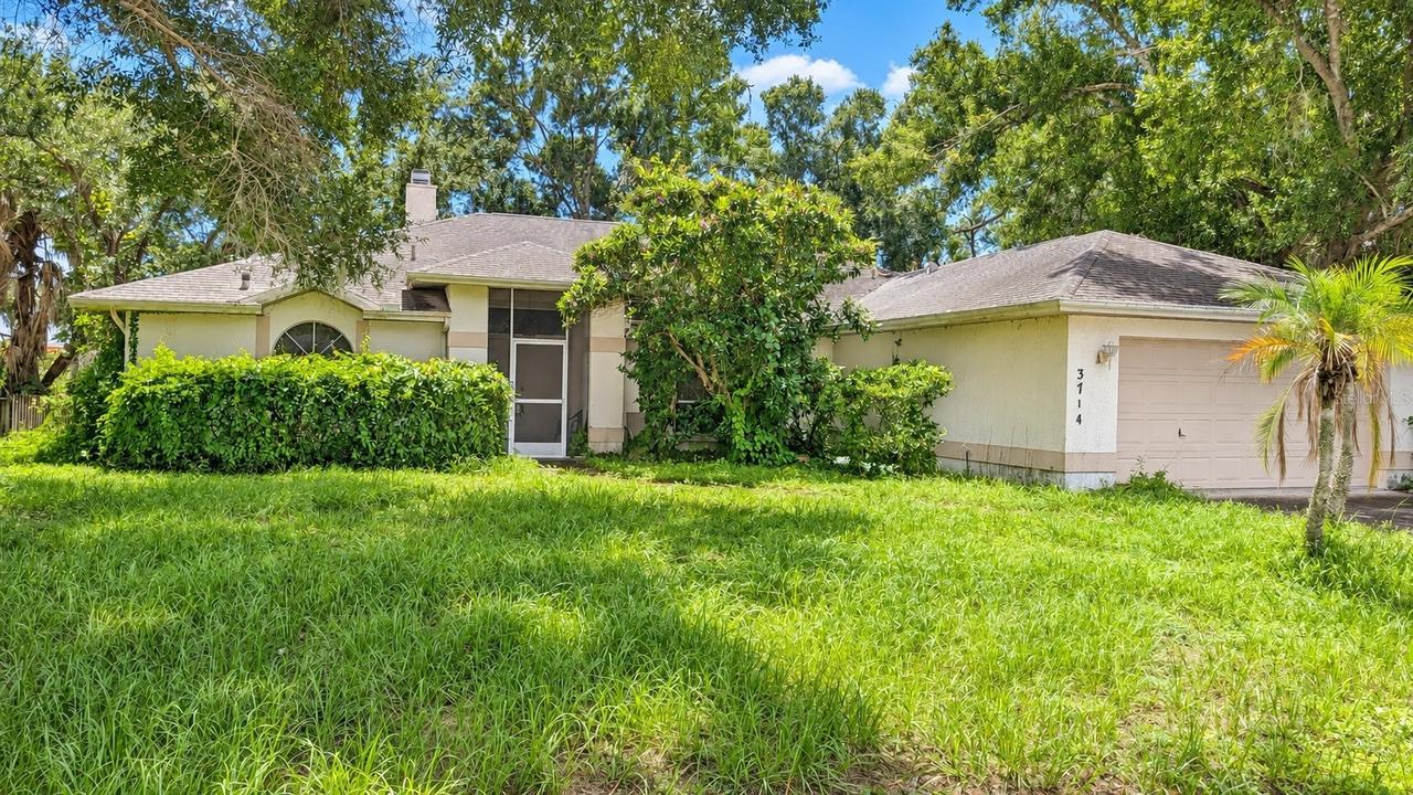 3714 Pond View Ln., Sarasota, FL 34235