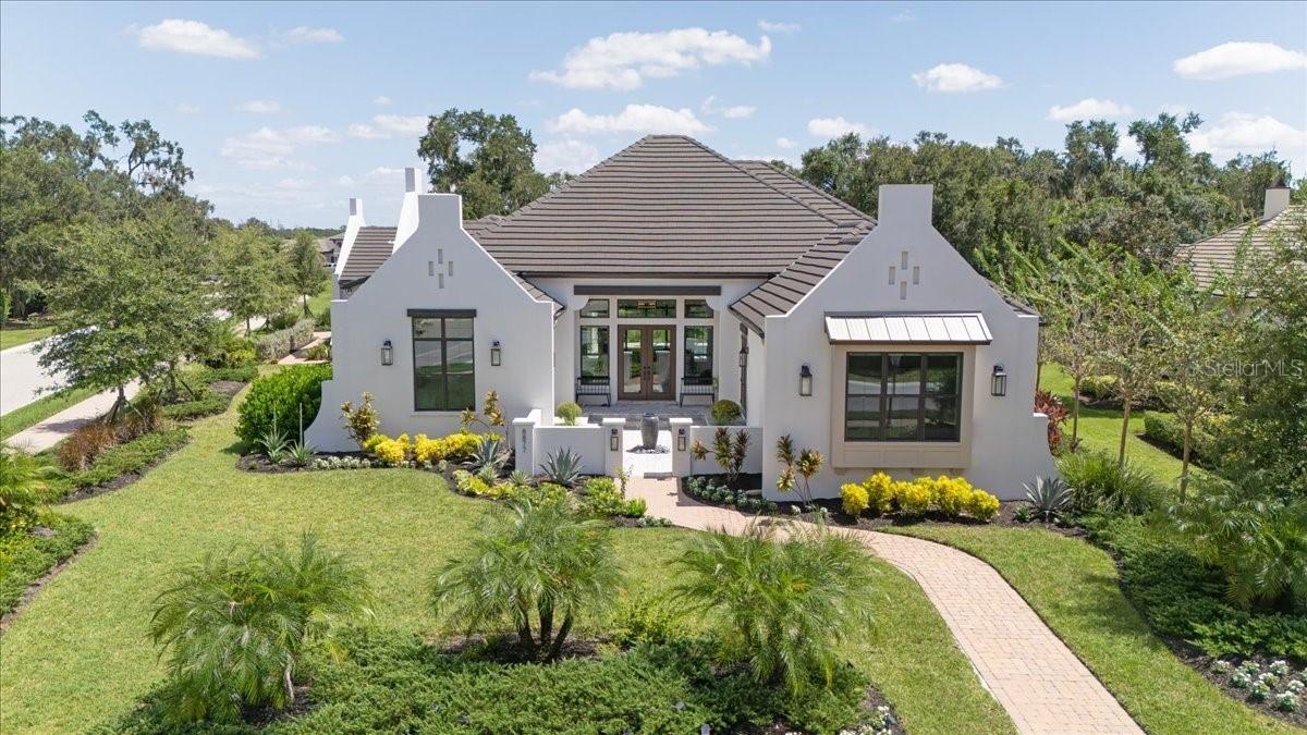 8877 Colonels Ct., Sarasota, FL 34240
