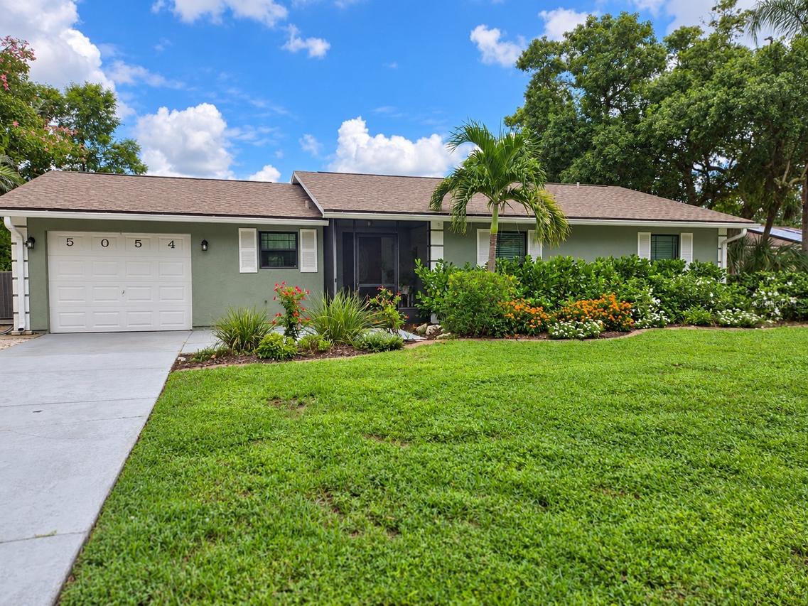 5054 San Jose Dr., Sarasota, FL 34235