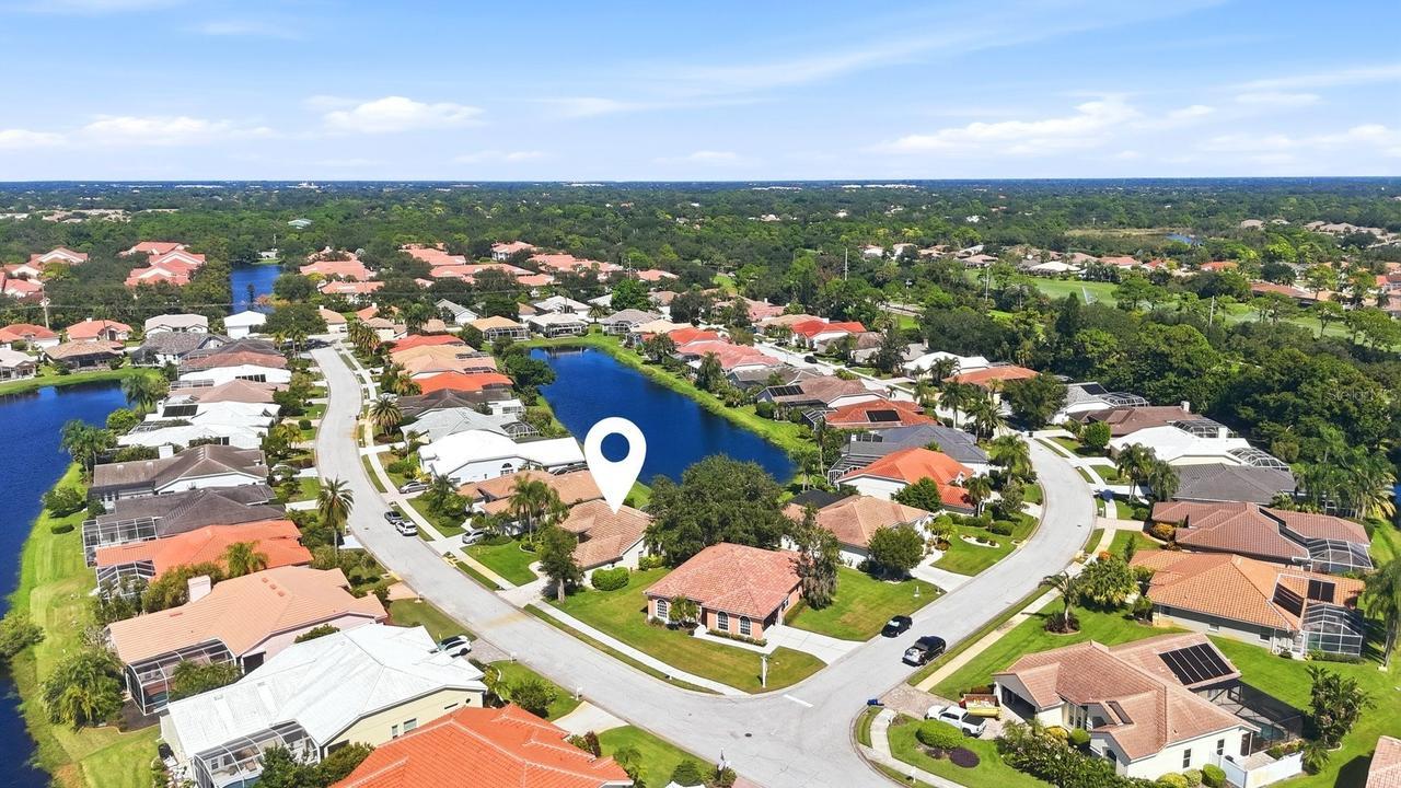 4246 Hearthstone Dr., Sarasota, FL 34238