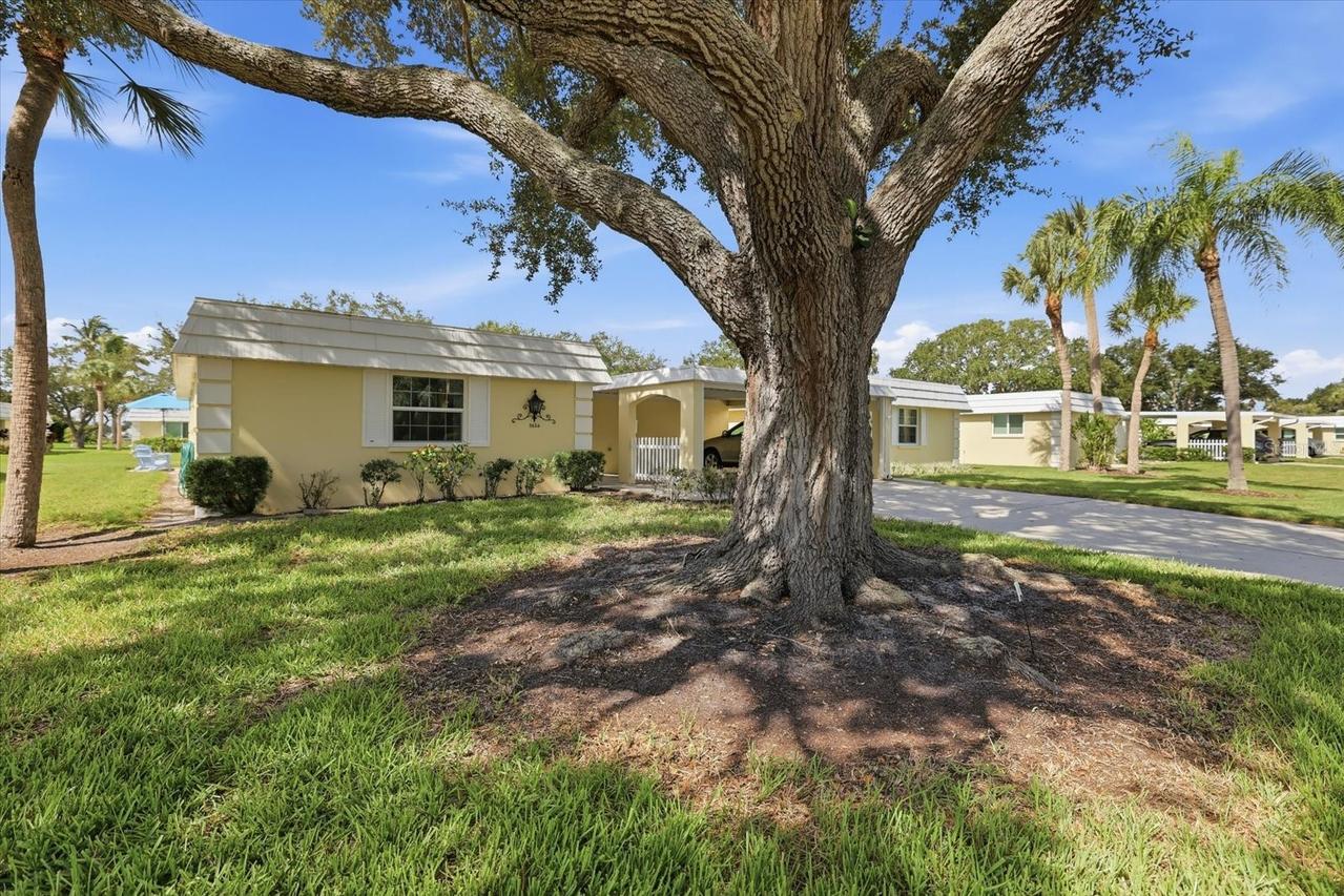 5826 Driftwood Pl., Sarasota, FL 34231