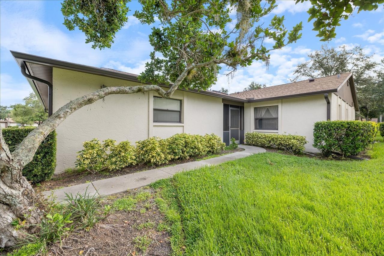 462 Oak Hill Cir. #5, Sarasota, FL 34232