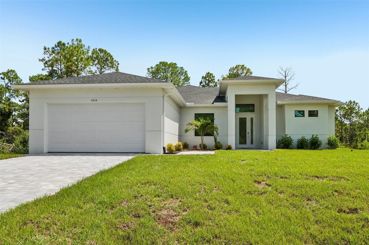 1016 State Ave., Lehigh Acres, FL 33972