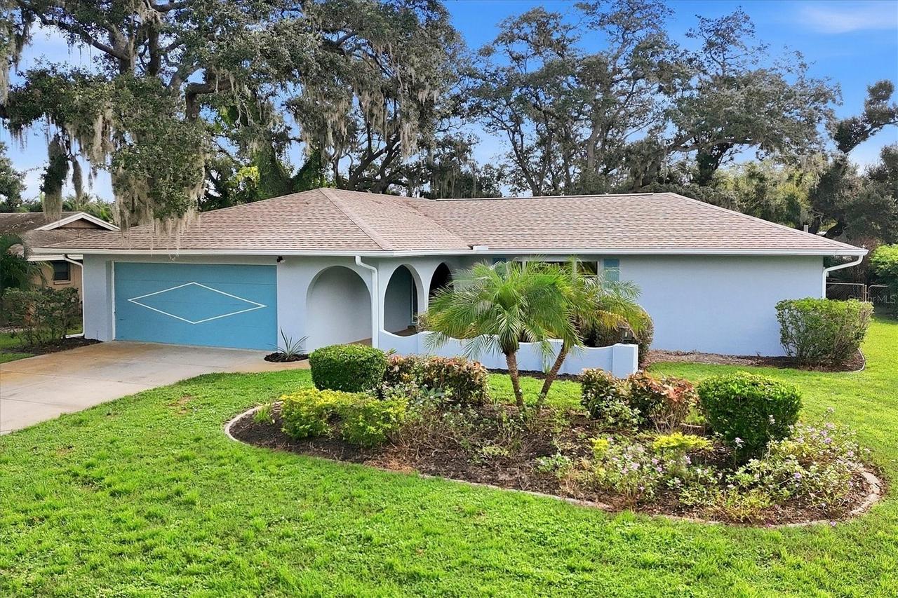 125 Mimosa Dr., Sarasota, FL 34232