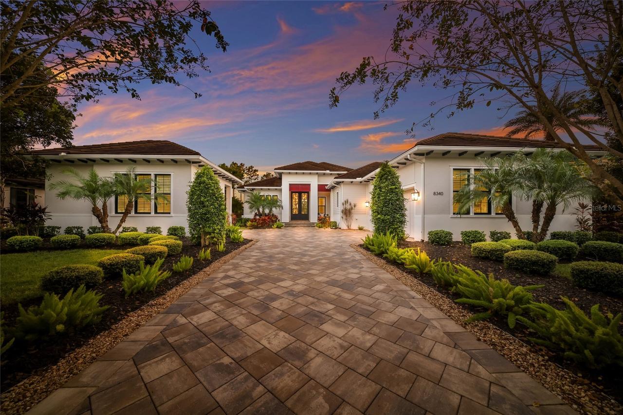 8340 Catamaran Cir., Lakewood Ranch, FL 34202