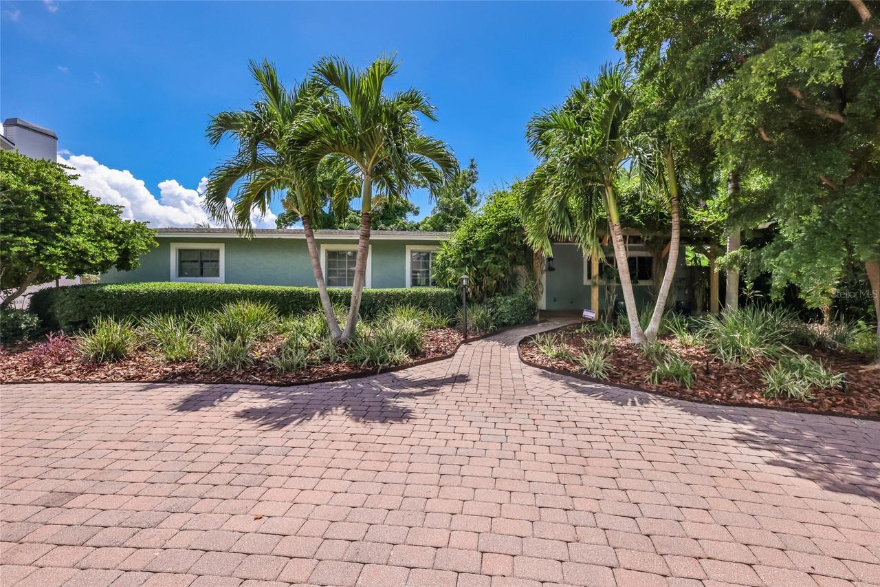 4131 Riverview Blvd., Bradenton, FL 34209