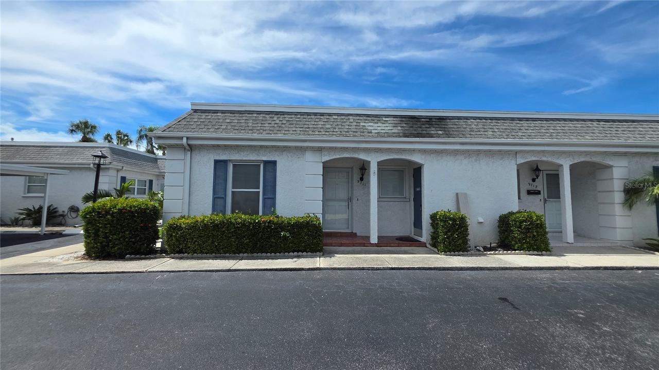 9711 Santa Maria Ct., Bradenton, FL 34210