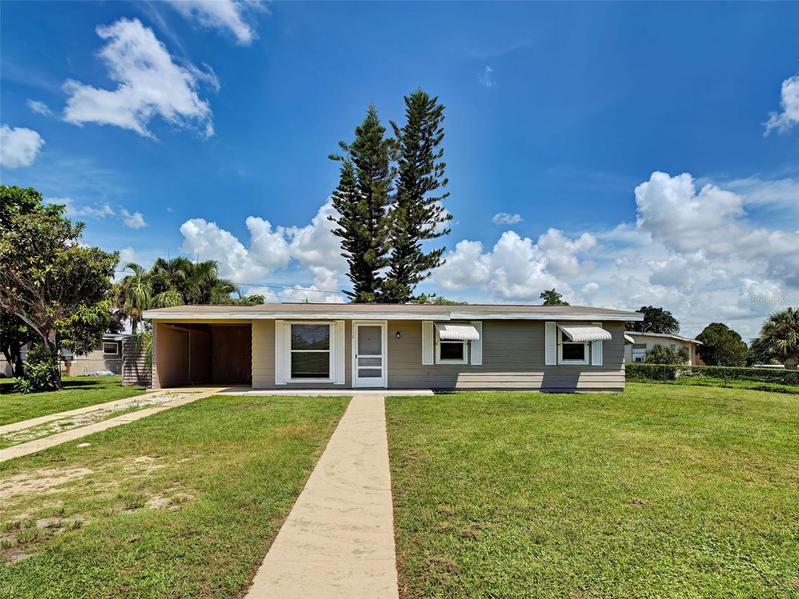 2150 Conway Blvd., Port Charlotte, FL 33952