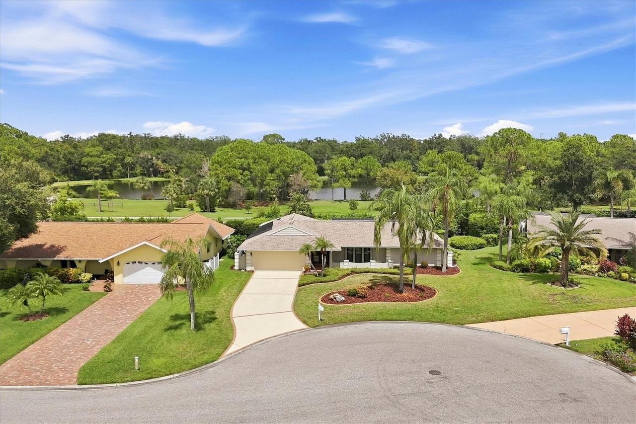 4865 Greywood Ln., Sarasota, FL 34235