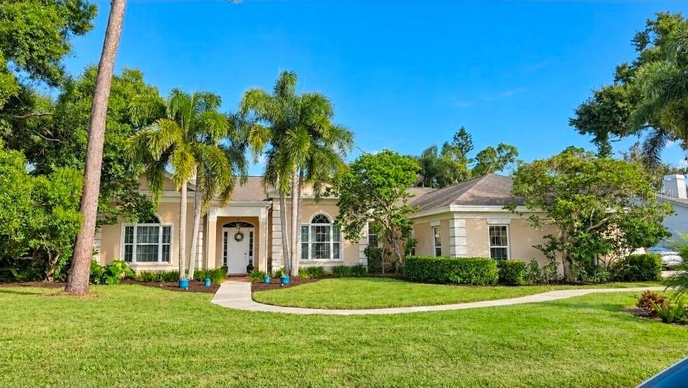 7303 Weeping Willow Dr., Sarasota, FL 34241