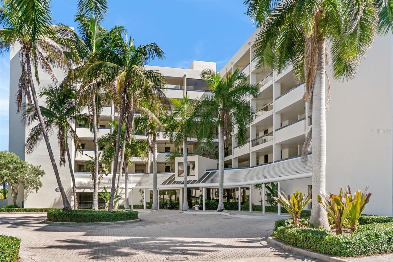 1932 Harbourside Dr. #214, Longboat Key, FL 34228