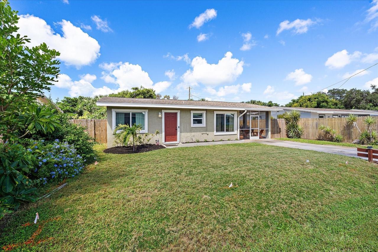 5932 Richard Pl., Sarasota, FL 34231