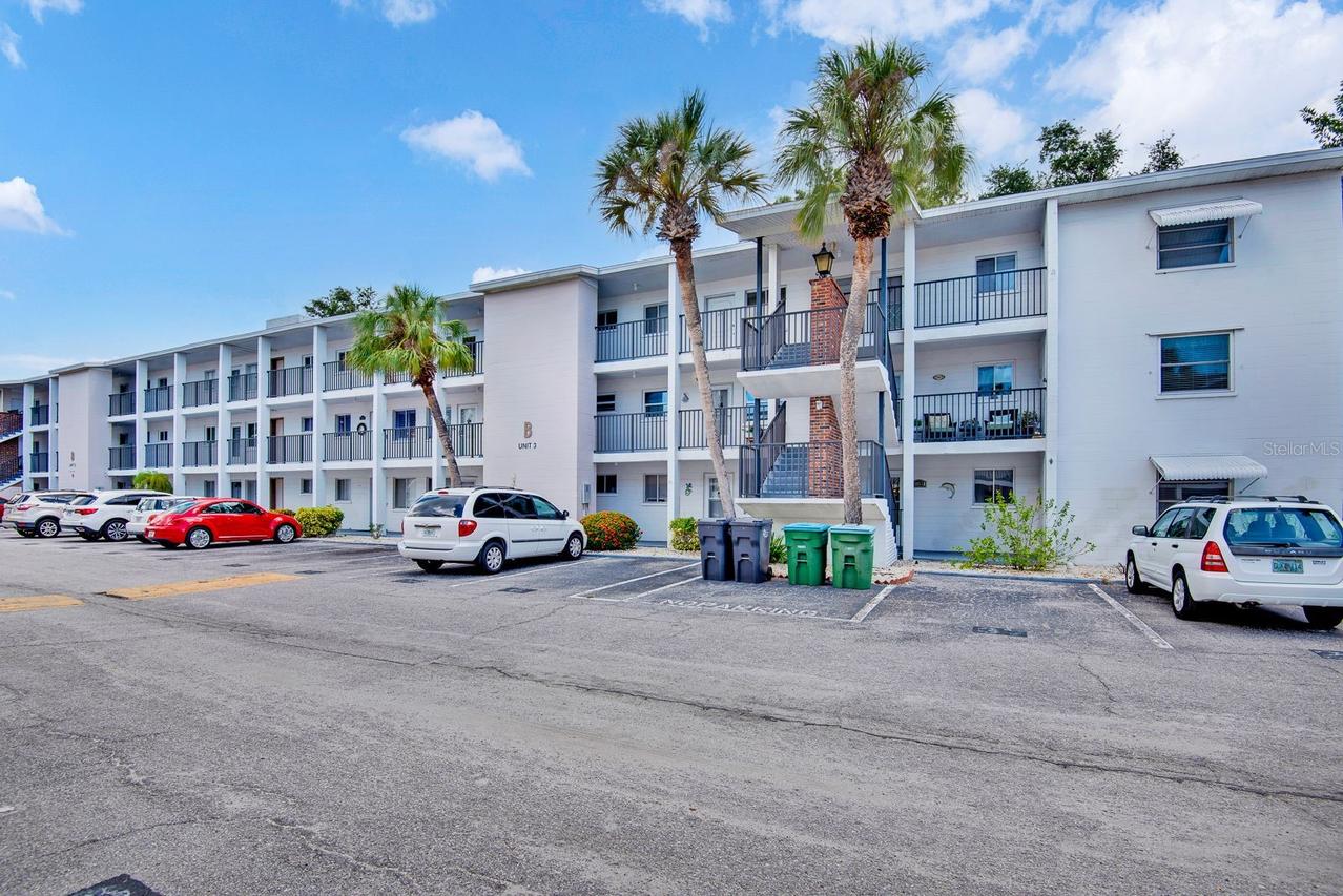 5853 Palm Ln. #B7, Bradenton, FL 34207