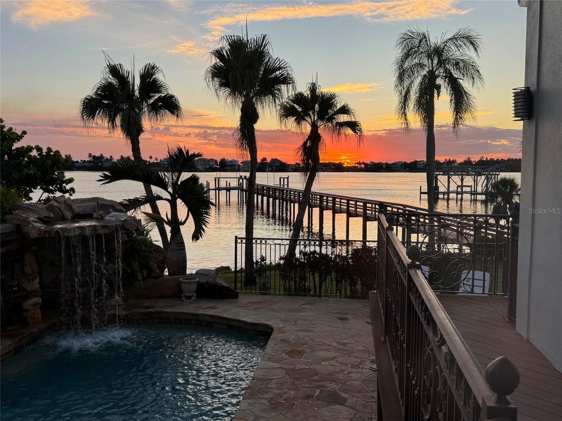 2115 Lychee Ln., Nokomis, FL 34275