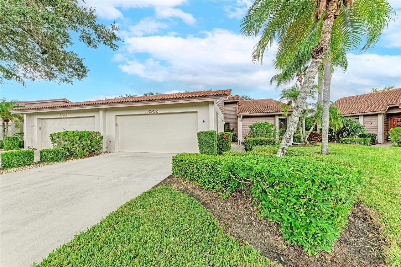 3952 Wilshire Cir. #166, Sarasota, FL 34238