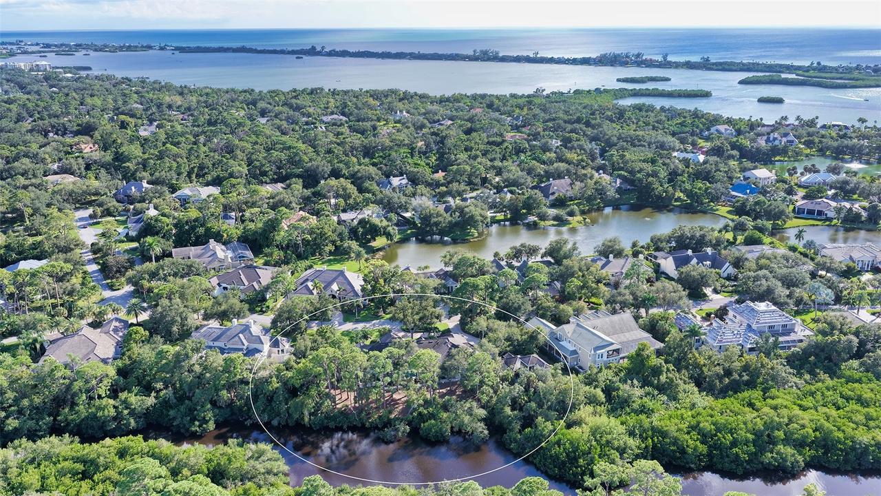 324 Osprey Point Dr., Osprey, FL 34229
