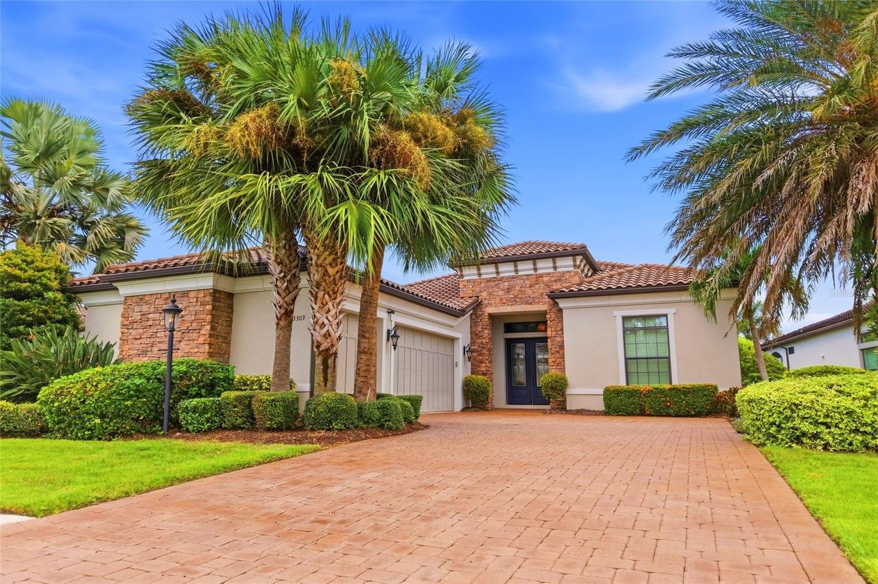 13309 Malachite Dr., Bradenton, FL 34211