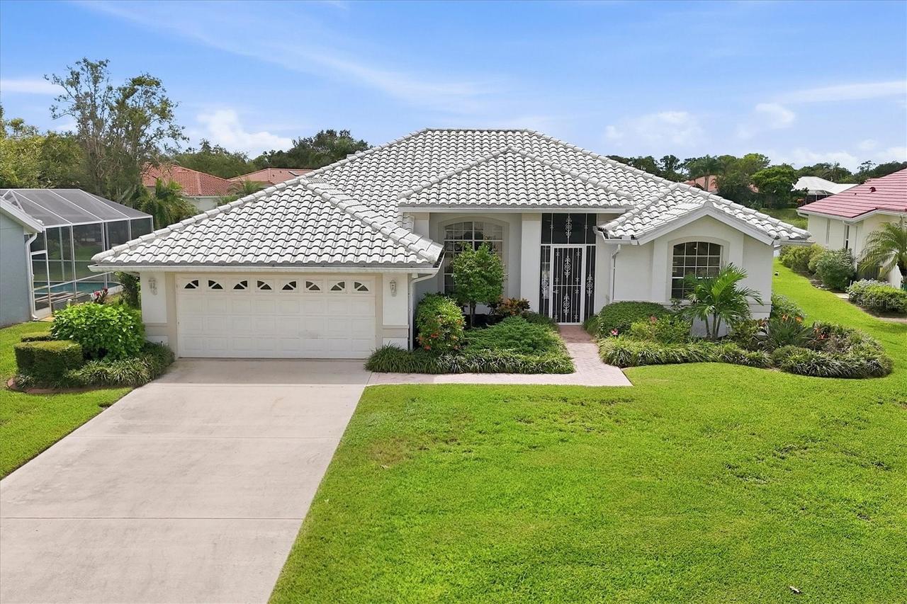 9010 Ashbourne Ct., Sarasota, FL 34238