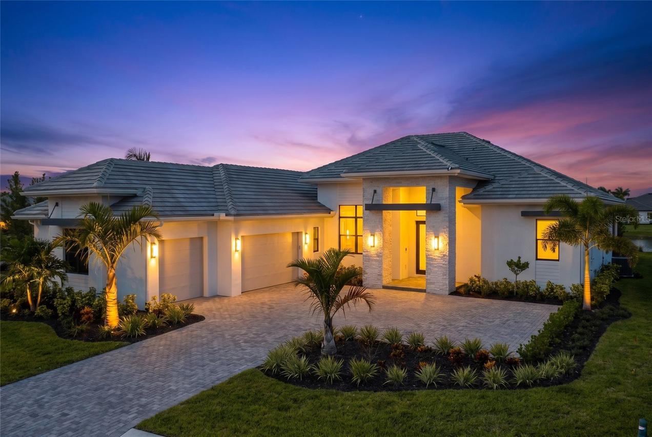 100 Blue Mist Way, Sarasota, FL 34240