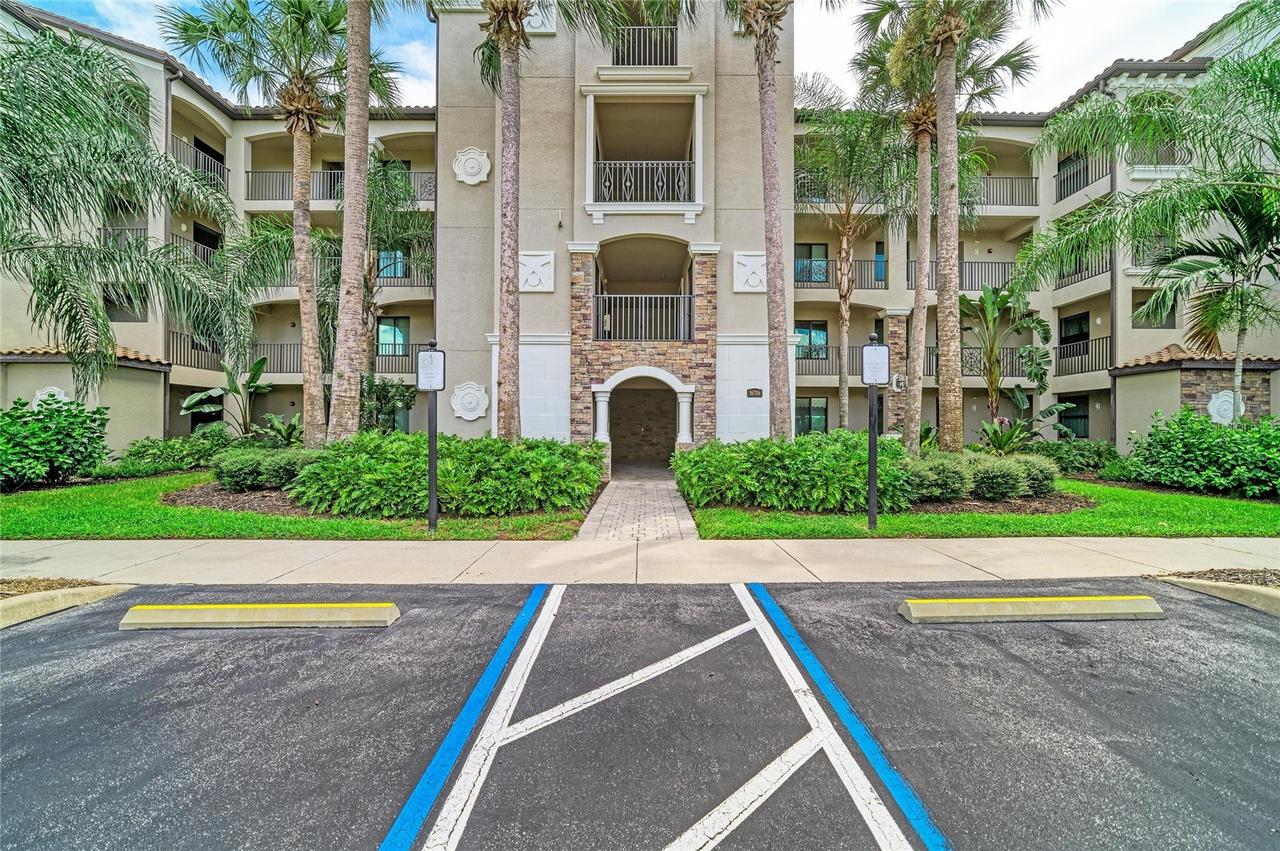 16706 Vardon Ter. #207, Bradenton, FL 34211