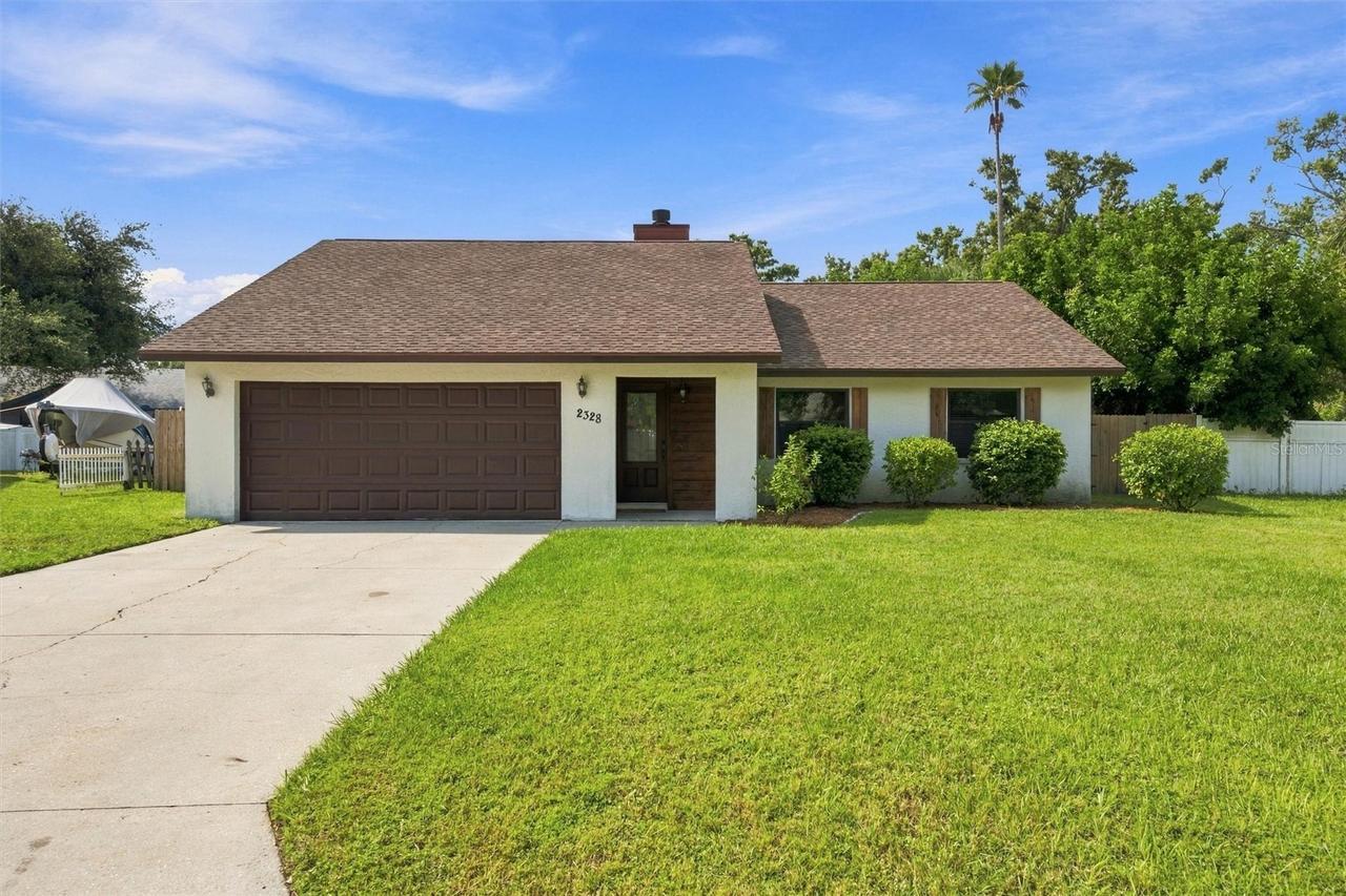 2328 Spring Oaks Cir., Sarasota, FL 34234