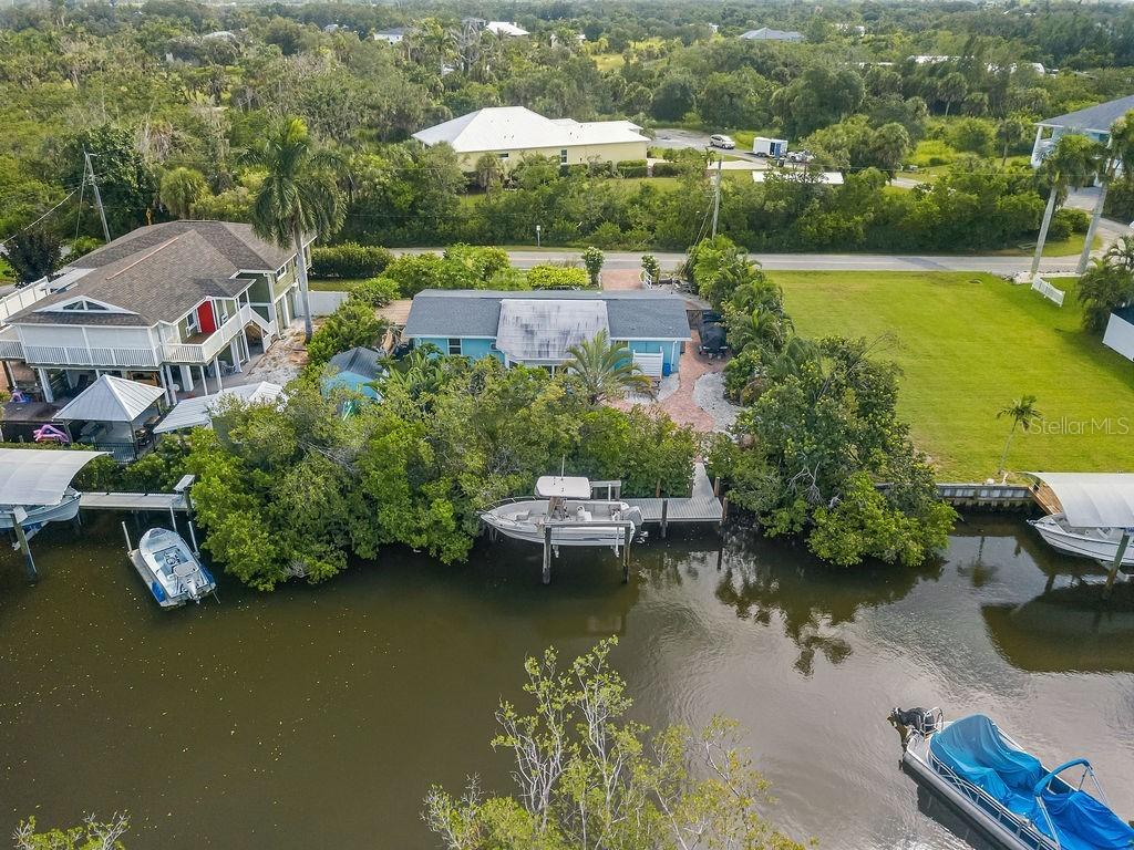 1831 Bayshore Dr., Terra Ceia, FL 34250