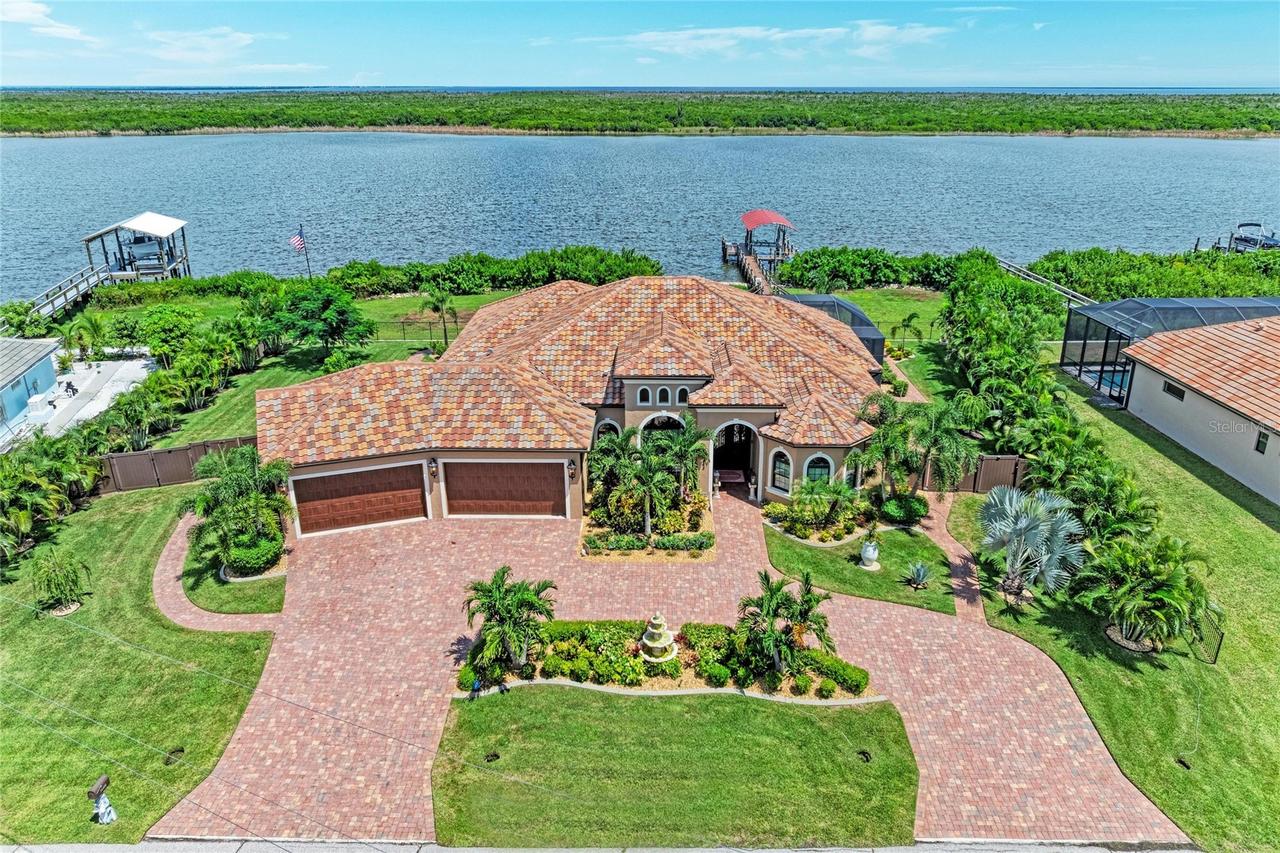 16488 Liggett Cir., Port Charlotte, FL 33981