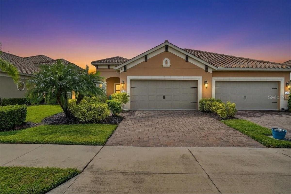 11699 Okaloosa Dr., Venice, FL 34293
