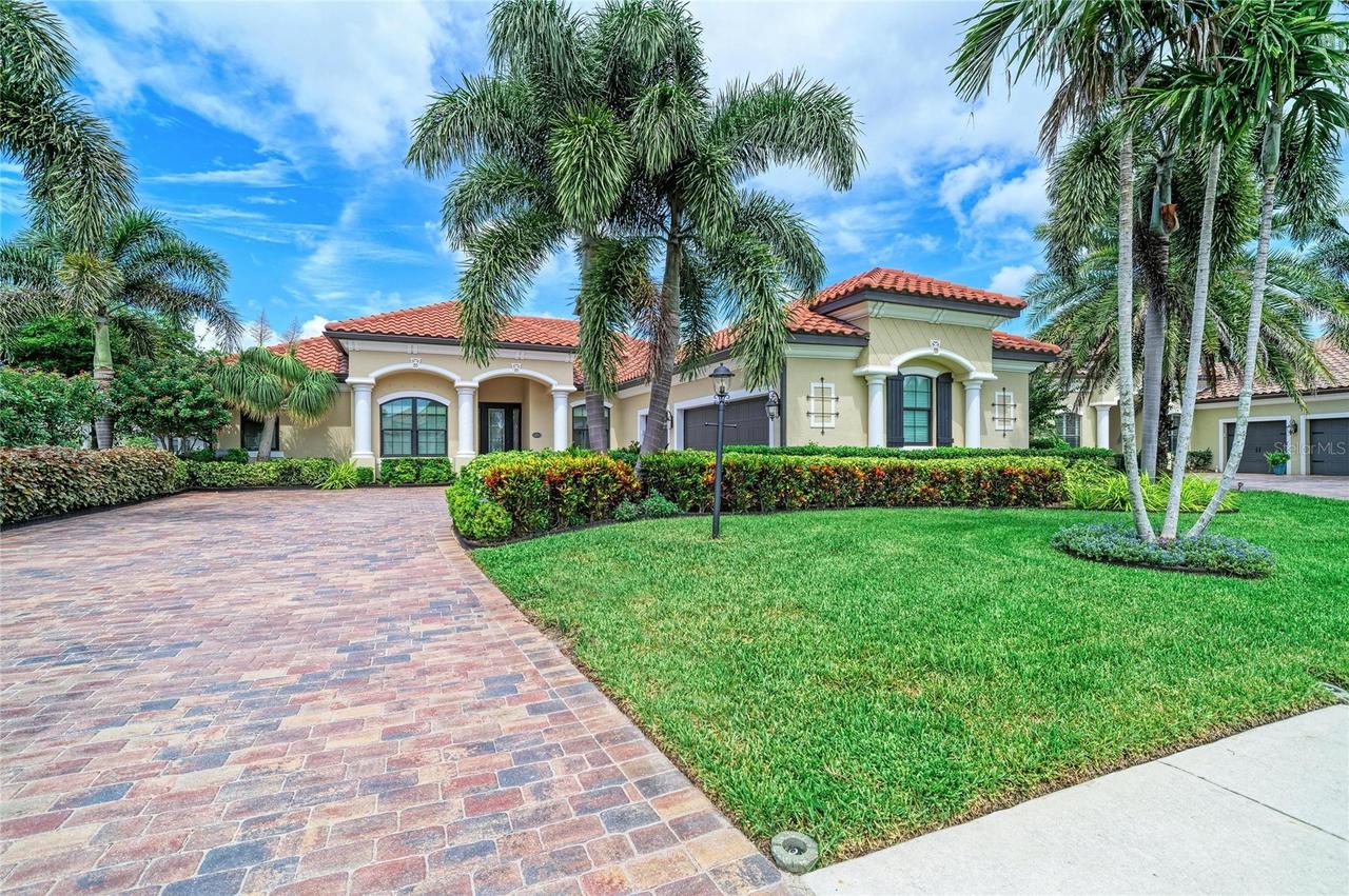13213 Bridgeport Crossing, Bradenton, FL 34211