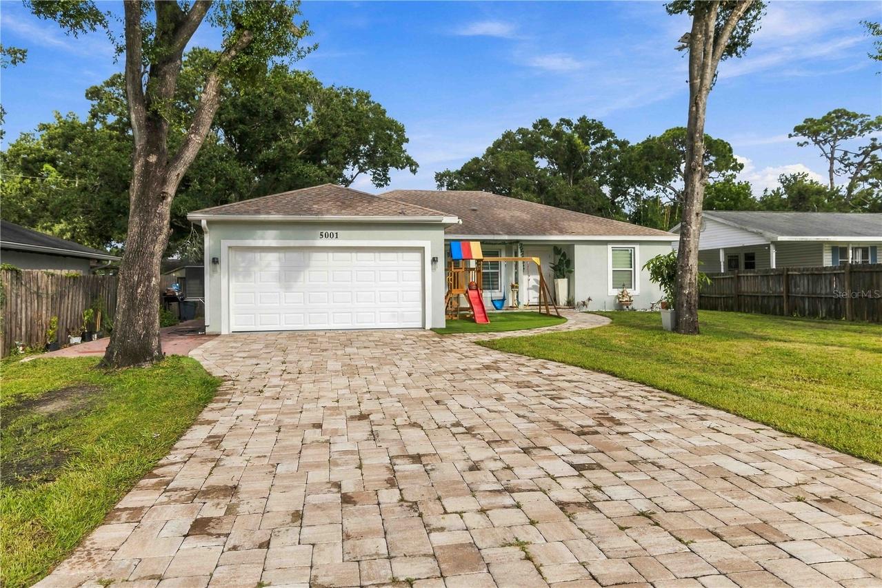 5001 18th St., Bradenton, FL 34203