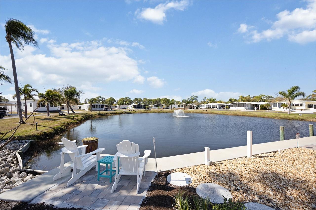2 S Botany Bay Cir., Englewood, FL 34223