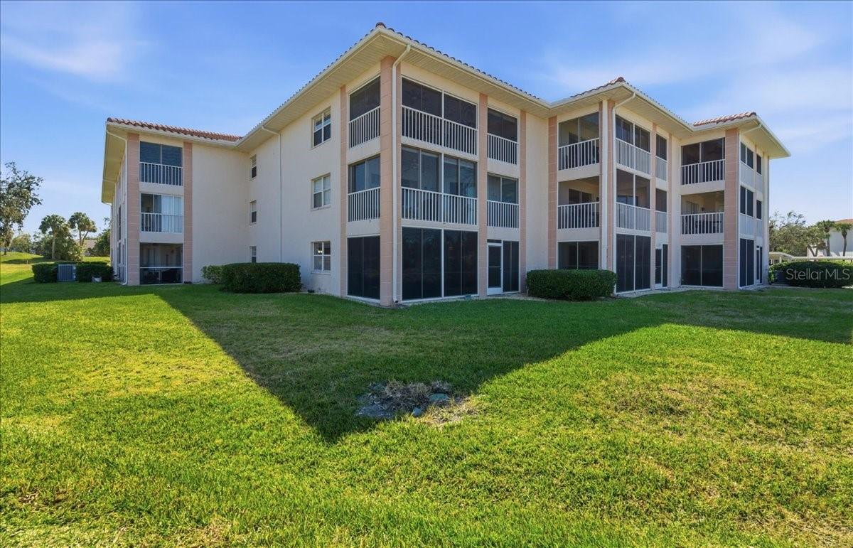 6505 Stone River Rd. #207, Bradenton, FL 34203