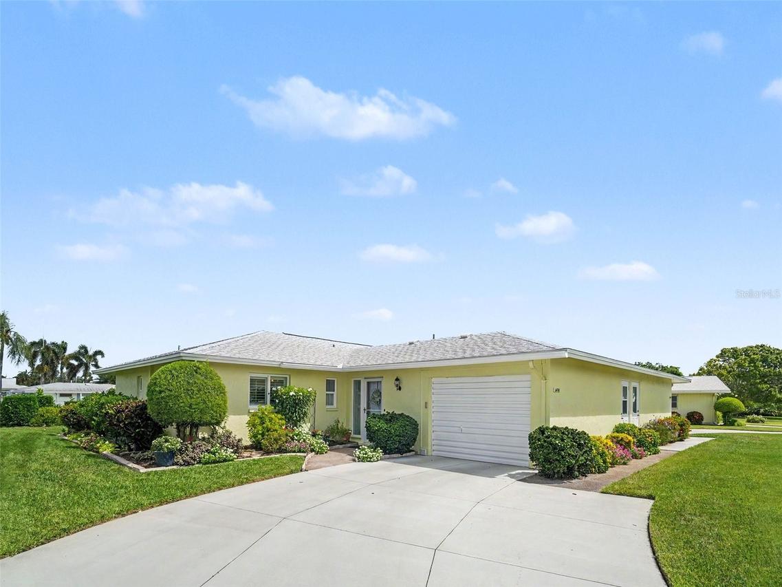 6818 11th Ave., Bradenton, FL 34209